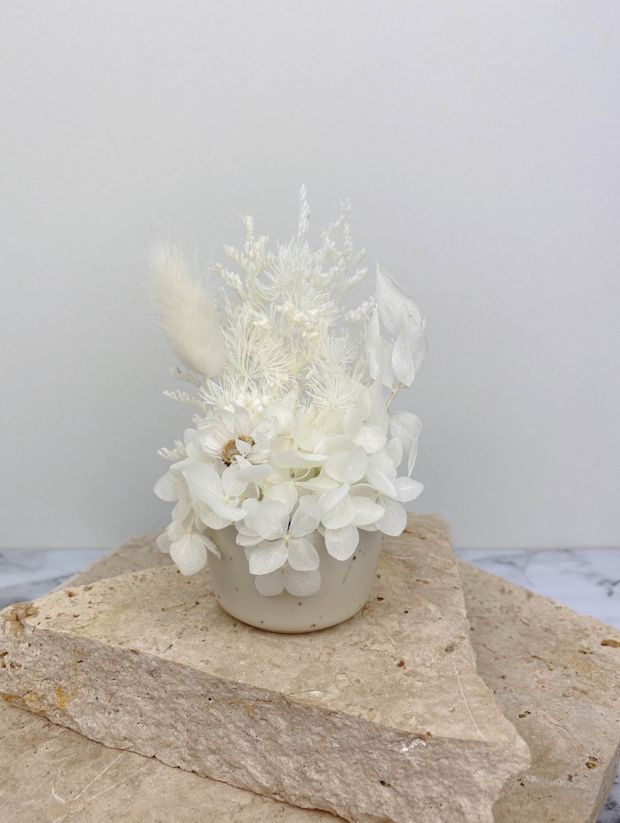 Dried flower arrangements mini